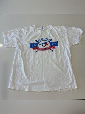 Vintage Toronto Blue Jay White Graphic Tee Size Medium (see measurements)